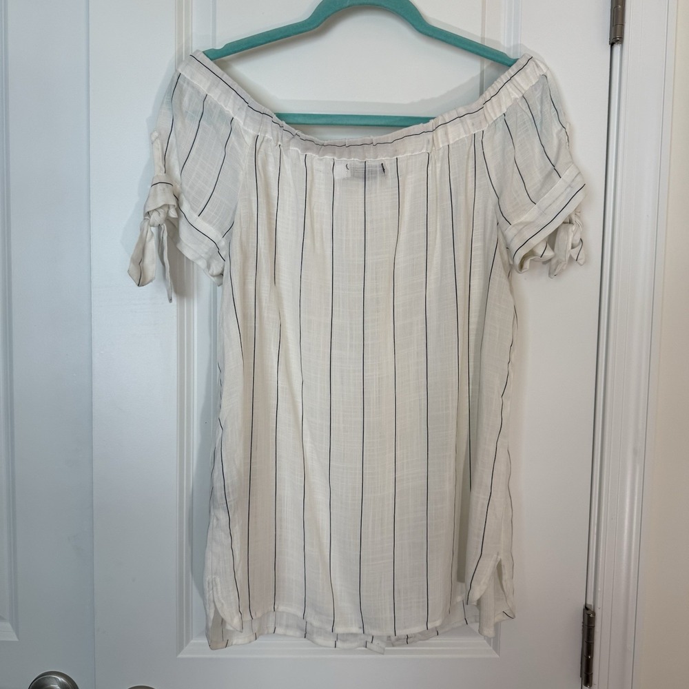 BDG Urban Outfitters Tie-Sleeve Off-The-Shoulder Blouse Top Button-Down Size M - Picture 12 of 14